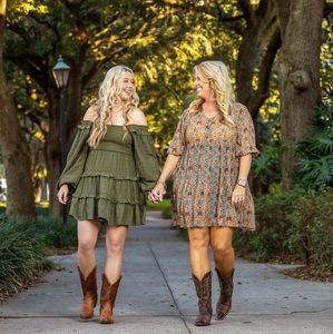 Meet your Posher, Debbie